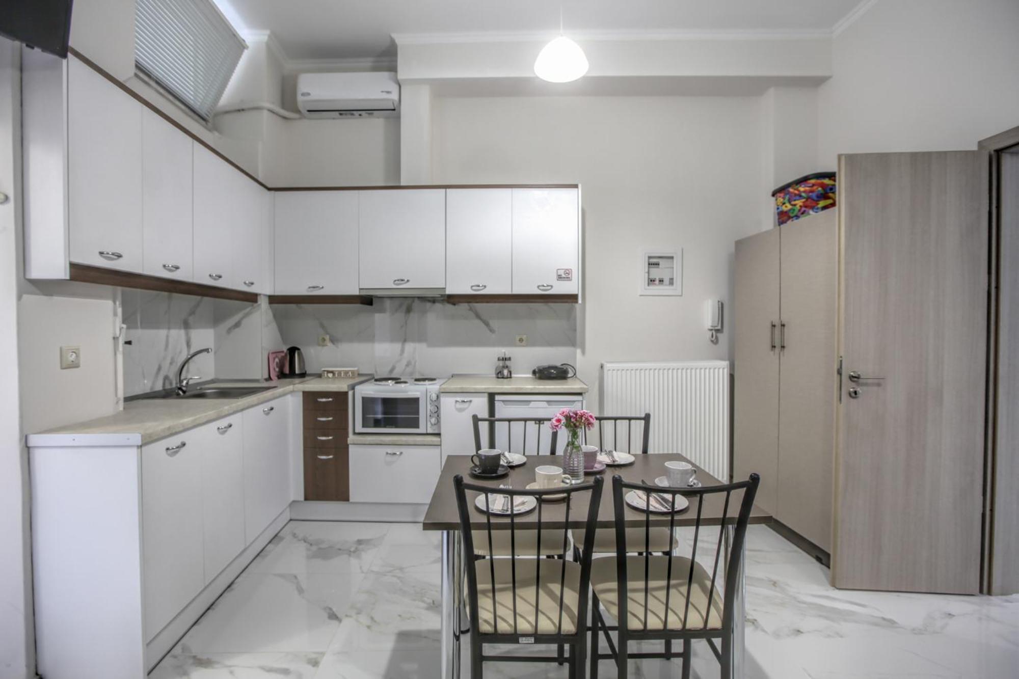 קאלאבאקה Del Sol #1 Meteora Luxurious Family Suites מראה חיצוני תמונה