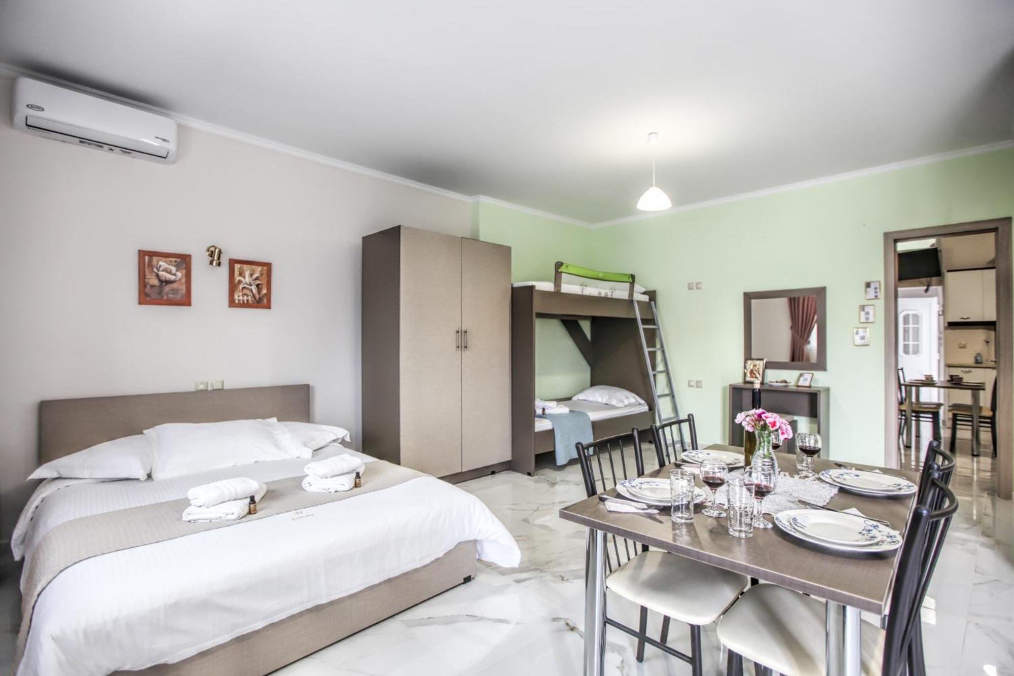 קאלאבאקה Del Sol #1 Meteora Luxurious Family Suites מראה חיצוני תמונה