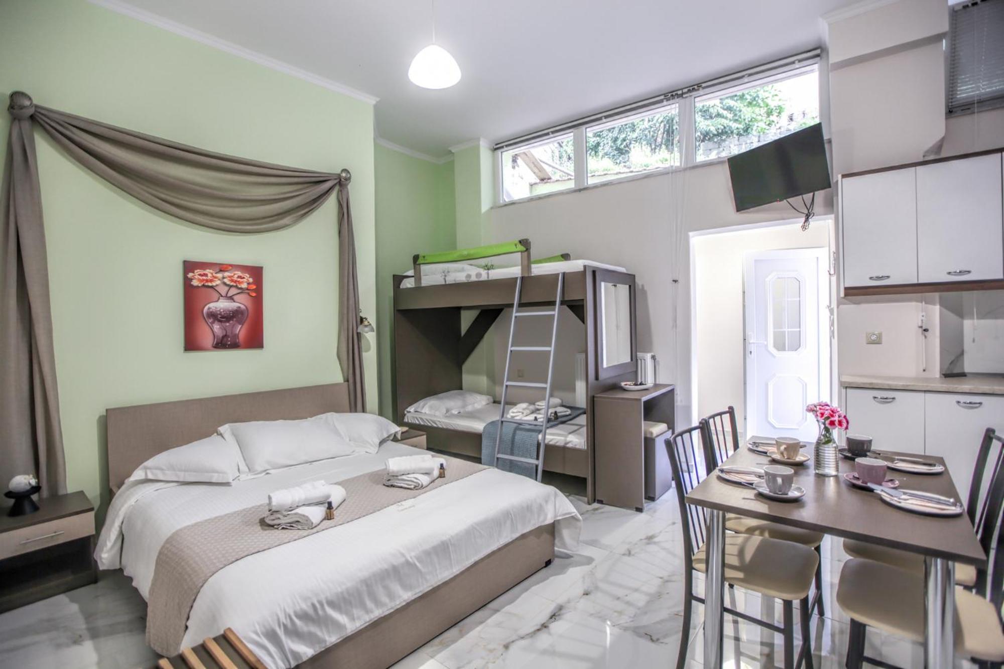 קאלאבאקה Del Sol #1 Meteora Luxurious Family Suites מראה חיצוני תמונה