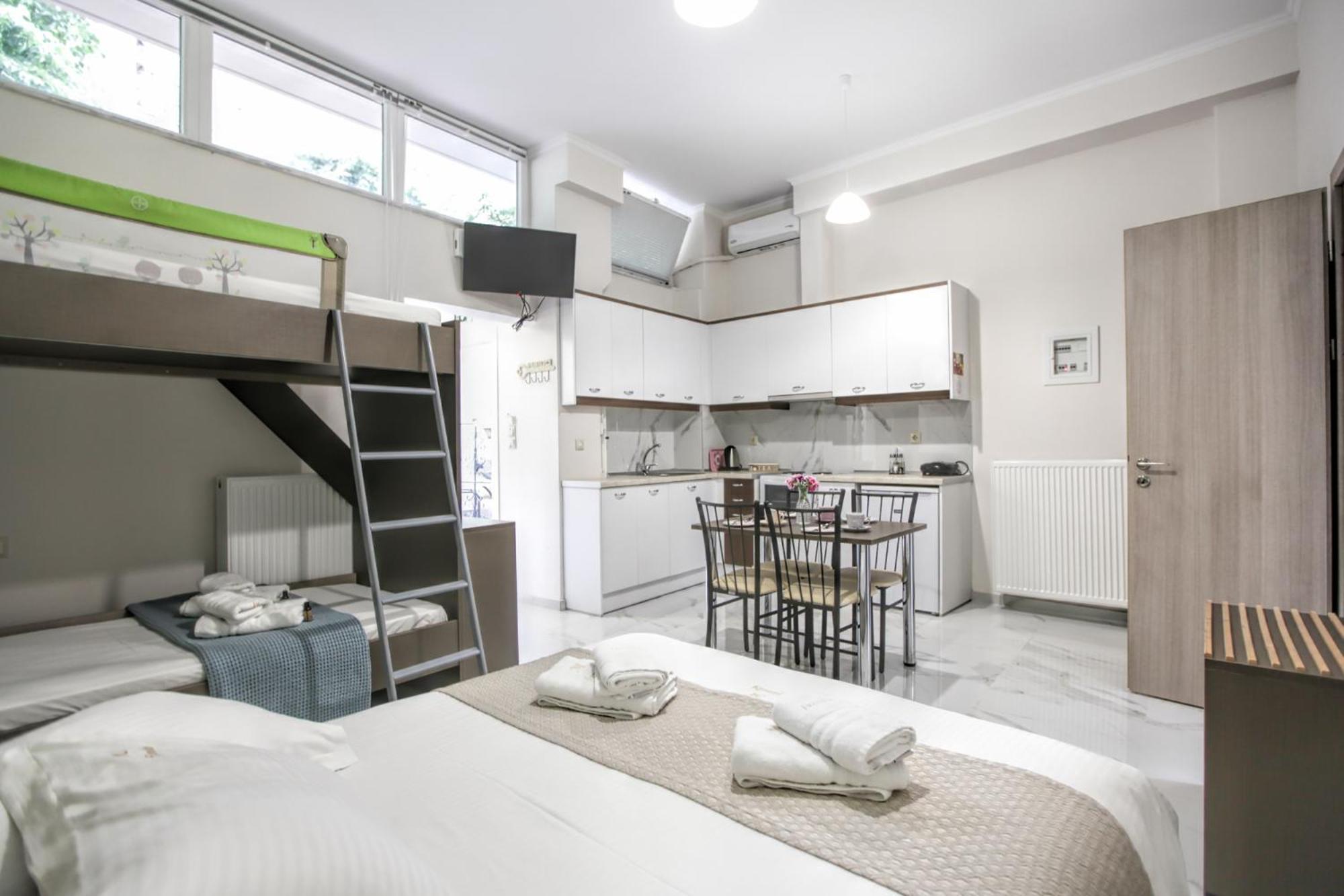 קאלאבאקה Del Sol #1 Meteora Luxurious Family Suites מראה חיצוני תמונה
